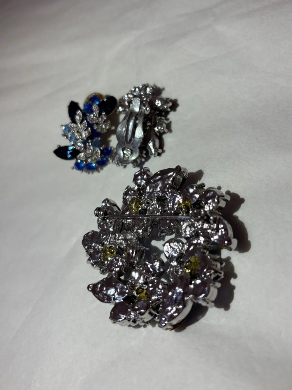 Vintage Blue Crystal Floral Brooch and Clip-on Earring Set